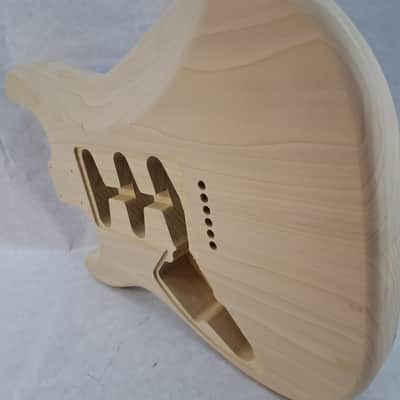 Unfinished Poplar SSS Hardtail guitar body - fits Fender Strat Stratocaster necks J2281 image 5
