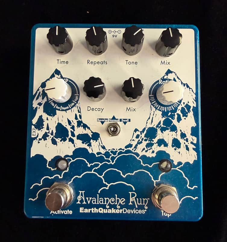EarthQuaker Devices Avalanche Run Stereo Reverb & Delay with Tap Tempo V2