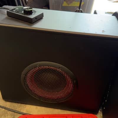 Cerwin-Vega XD8s 8" 80-Watt Active Subwoofer 2010s - Black image 2