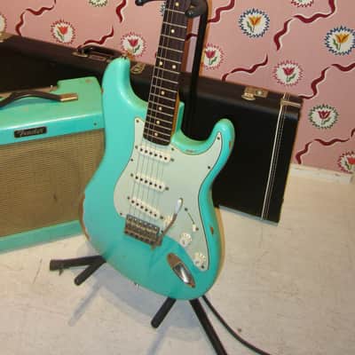 Fender Custom Shop Limited Edition NAMM '59 Stratocaster Relic w/ Matching Pro Junior Amp 2006 - Sea Foam Green image 3
