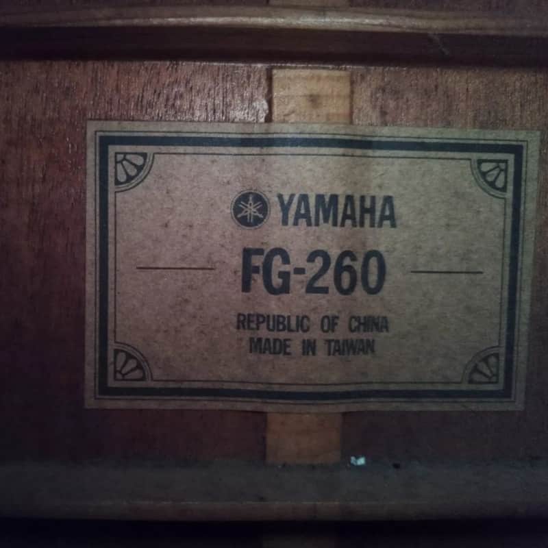 1974 – 1977 Yamaha FG-260 12-String Jumbo Dreadnought Natural