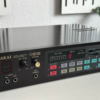 Akai S612 MIDI Digital Sampler 1985 12bit sp1200 lofi analog digital image 2