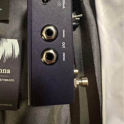 Walrus Audio Julianna Deluxe Chorus / Vibrato 2020 - Present - Blue image 4