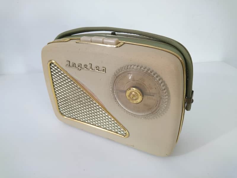 Vintage Ingelen Trv-110 Transistor Collectible Radio Mw Lw Austria