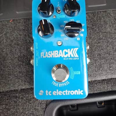 TC Electronic Flashback 2 Delay and Looper 2017 - Present - Blue image 4