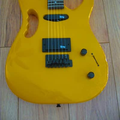 ZZ Top Concert Series Electric Guitar RARE image 2