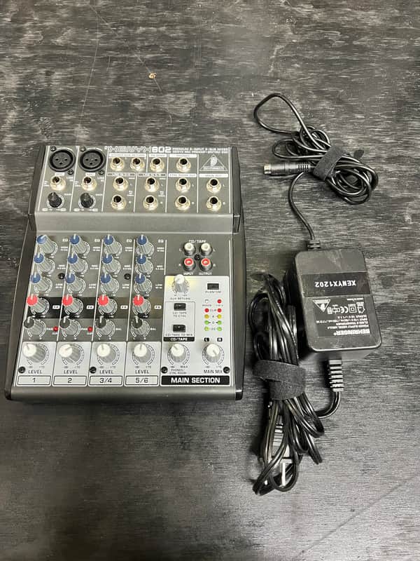 Behringer 802 8-Input 2-Bus Mixer XENYX EQ | Reverb