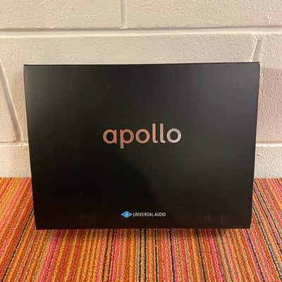 Universal Audio Apollo 16 QUAD Thunderbolt 2 Audio Interface 2010s - Black image 12