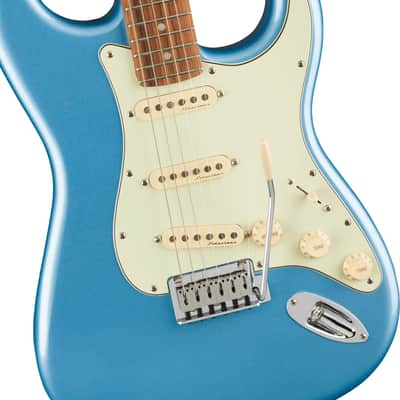 FENDER Player Plus Stratocaster®, Pau Ferro Fingerboard, Opal Spark image 2