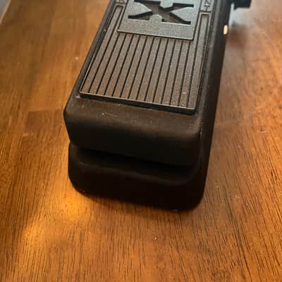 V845 Wah chassis w/Area 51 drop-in kit image 6