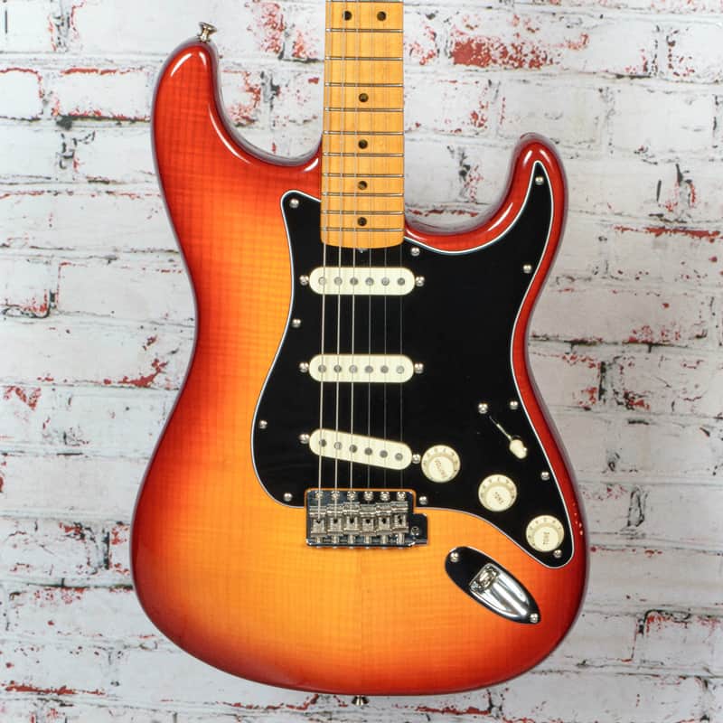 Fender - 2019 Rarities Flame Ash Top Stratocaster Electric Guitar - Plasma Red Burst - with OHSC - x0763 - USED (MMM-110207) image 1