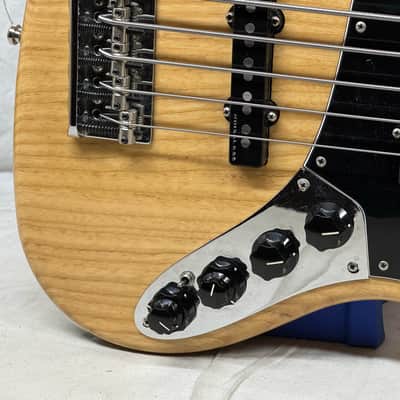 Fender American Elite Jazz Bass V 5-string J-Bass 2017 - Natural image 4