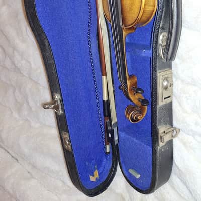 Vintage 1961 German Built Acoustic Violin Outfit (Stradivarius Model 271) 1/16 Fiddle image 2