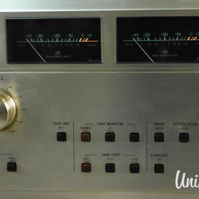 Accuphase E-303 Integrated Stereo Amplifier in Excellent Condition image 5