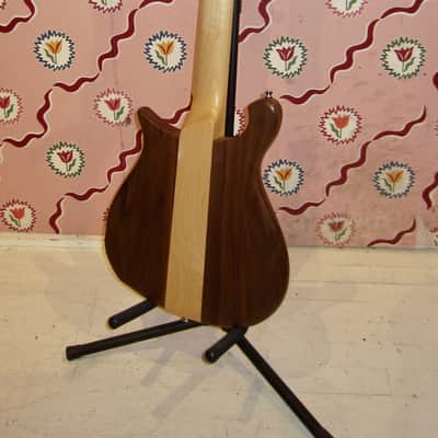 Rickenbacker Dakota 650D 2007 - Walnut image 6