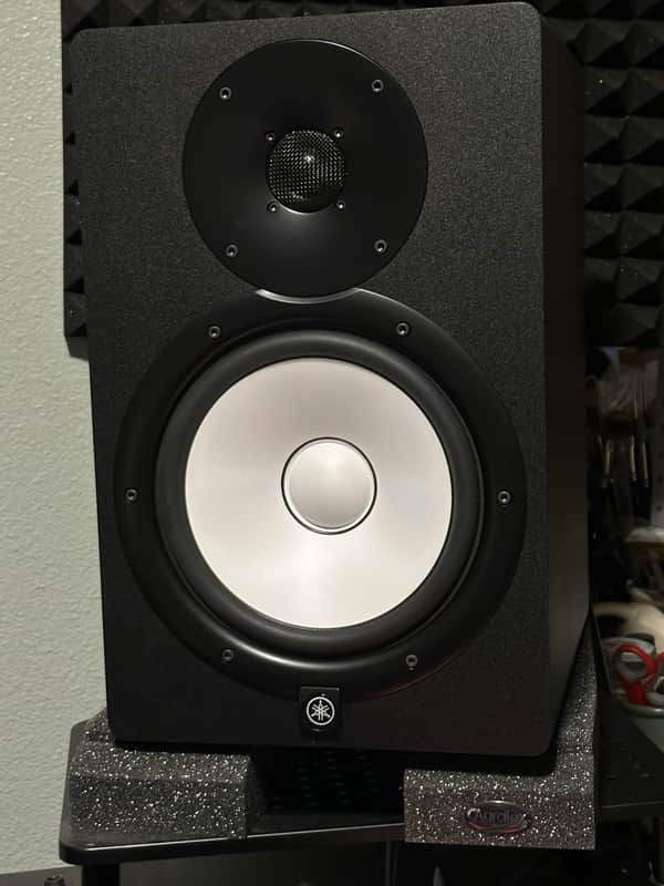 Yamaha HS8 Powered Studio Monitor (Pair) 2015 - Present - Black image 1