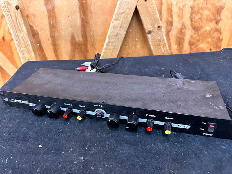 Fitness Audio AeroMix 2+2 DC Rack Mount Mixer w/Power Supply and RCA Cables image 1