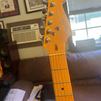 Fender Strat with Maple Fretboard 1987 - 1998 - Black image 4
