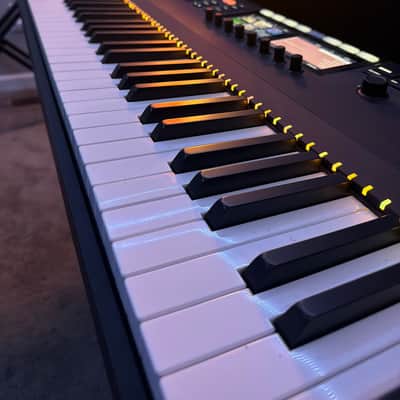 Native Instruments Komplete Kontrol S88 MKii 2020 - Present - Black Bild 4