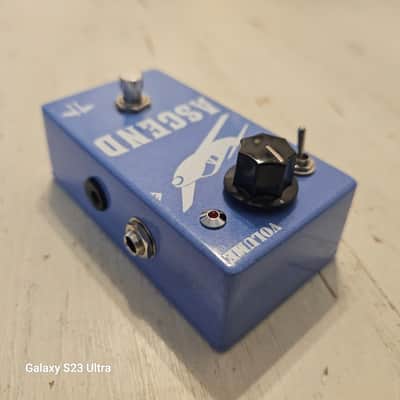 Heavy Electronics Asend Tone Booster image 3