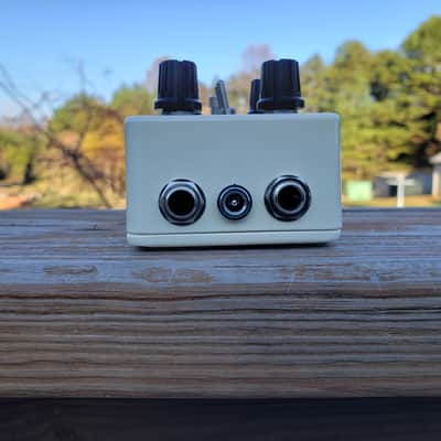 Insomniac Audio Lab Boutique Overdrive Pedal Based on the Bouteek Distorter Preamp image 5