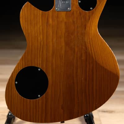 Novo Dealer Limited Chambered Serus H2 Guitar – Amber image 8