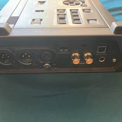 Roland Edirol R-4 Pro Portable 4-channel recorder W/ USB cable image 5