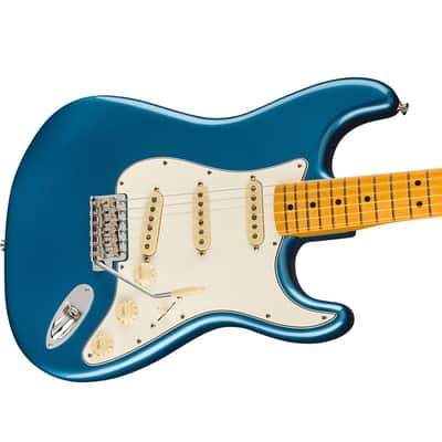Fender American Vintage II 1973 Stratocaster® – Lake Placid Blue image 3