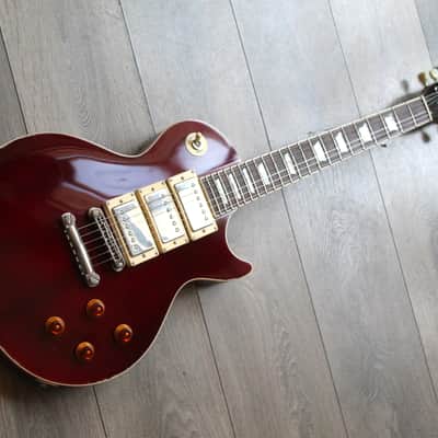 MAYBACH "Lester 53-3 Wild Cherry Aged" HARDCASE, 3, 4 KG