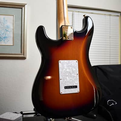 Fender American Design Series Modern Stratocaster 2014 - Tobacco Burst 3 Color image 10