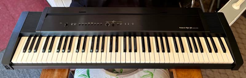 Roland ep-70 Digital Piano image 1