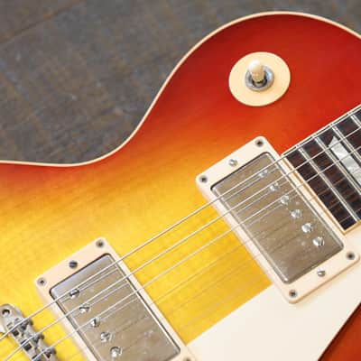 MINTY! 2006 Gibson Custom 1958 Les Paul Standard Reissue Electric Guitar Cherry Sunburst + COA OHSC image 8