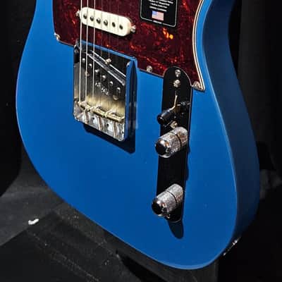 Fender American Professional Classic Hotshot Telecaster Electric Guitar - Faded Lake Placid Blue 2025 image 7