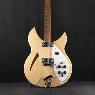 Rickenbacker 330 6-String Mapleglo image 2