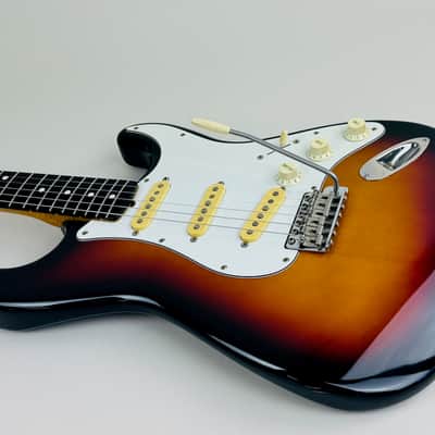 Fender ST-62 Stratocaster, MIJ 1991 - Sunburst image 16