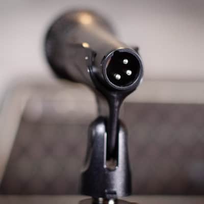 Shure PGA58 Cardioid Dynamic Vocal Microphone image 3