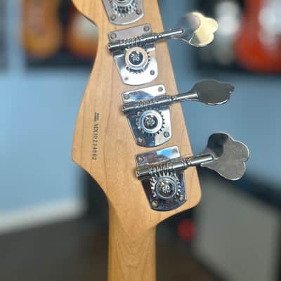 Fender Deluxe Active Precision Bass Special 2010 - Pearl Frost image 5