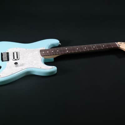 MINT Fender Limited Edition Tom Delonge Stratocaster, Rosewood Fingerboard, Daphne Blue image 5