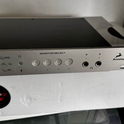 Antelope Audio Satori Monitor Controller and Summing Box 2014 - Present - Silver image 6
