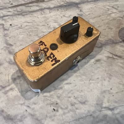 Unknown Gold Mini Tremolo Pedal image 3