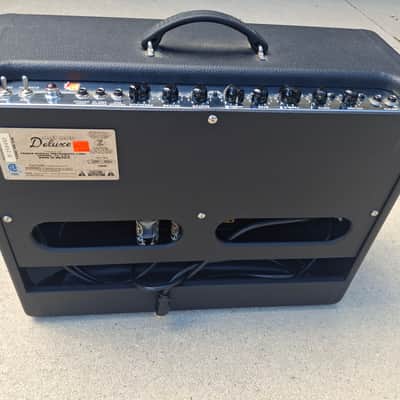 Fender Hot Rod Deluxe  2 Channel 40-Watt 1x12" Guitar Combo 2018 - Present - Black image 3