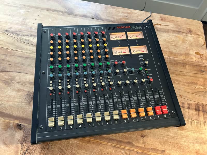 TASCAM M-208 8-Channel 4-Bus Mixer image 1