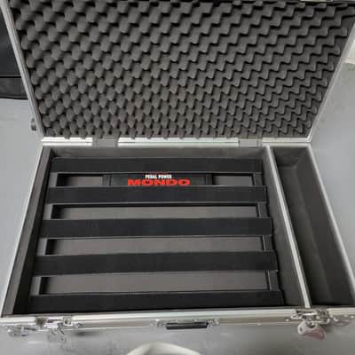 Pedaltrain 3 Board with Voodoo labs Mondo, gigbag, and flight case image 1