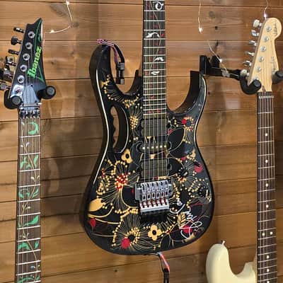 Ibanez JEM77-FP2 (Signed by Stevevaihimself) image 3