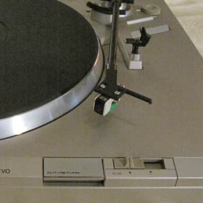 Akai AP D210 Direct Drive Turntable 1982 Ash Gray image 3