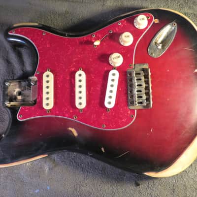 Reliced Fender style Strat sunburst loaded body Sunburst loaded body unknown  - Sunburst image 1
