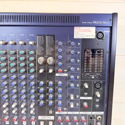 Yamaha MG24/14FX 24-Channel Analog Mixer w/ Dual SPX Effects 2000's image 3