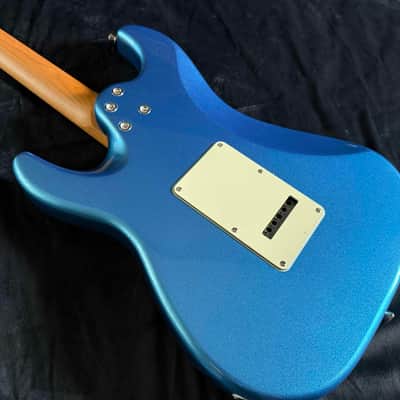 Jet Guitars JS-400 JS400 LPB, HSS Ceramic pickups, solid basswood body, 22 frets roasted maple neck, 2 point tremolo Free Setup image 6