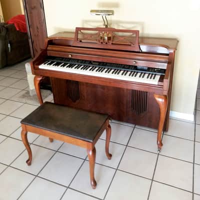 Samick SPX411 Digital Piano 88-key console unit with full MIDI voice set image 1