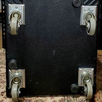 Mesa Boogie Diesel 15" bass cabinet, orig. EV 400 watt driver, exceptional condition, Mesa casters image 6